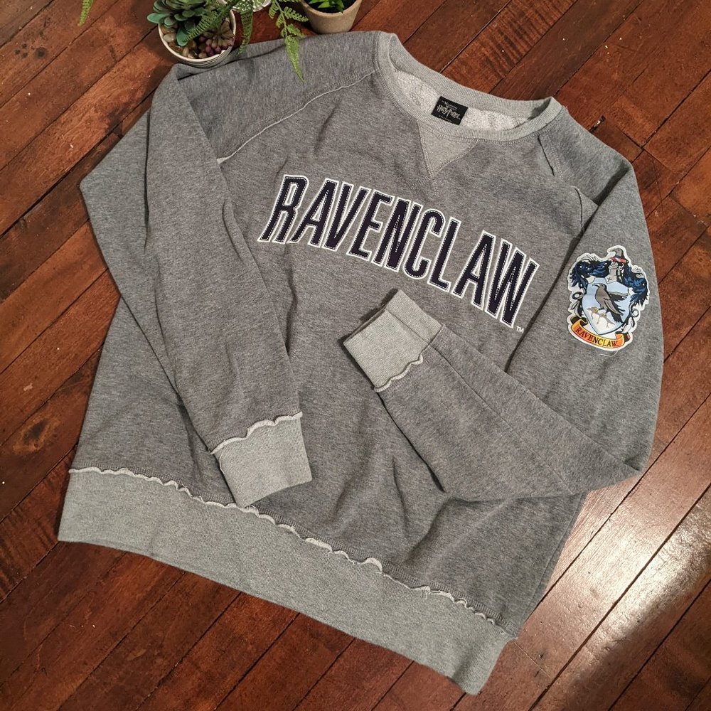 Universal Studios Wizarding World of Harry Potter RAVENCLAW Sweatshirt
